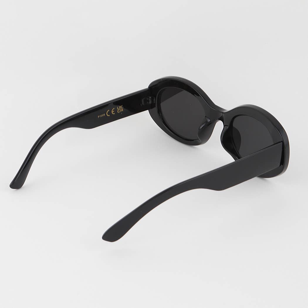 Minimal Retro Round Sunglasses