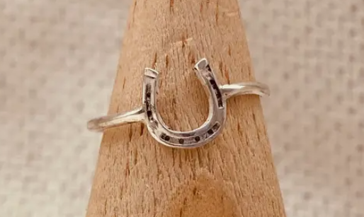 Horseshoe Ring